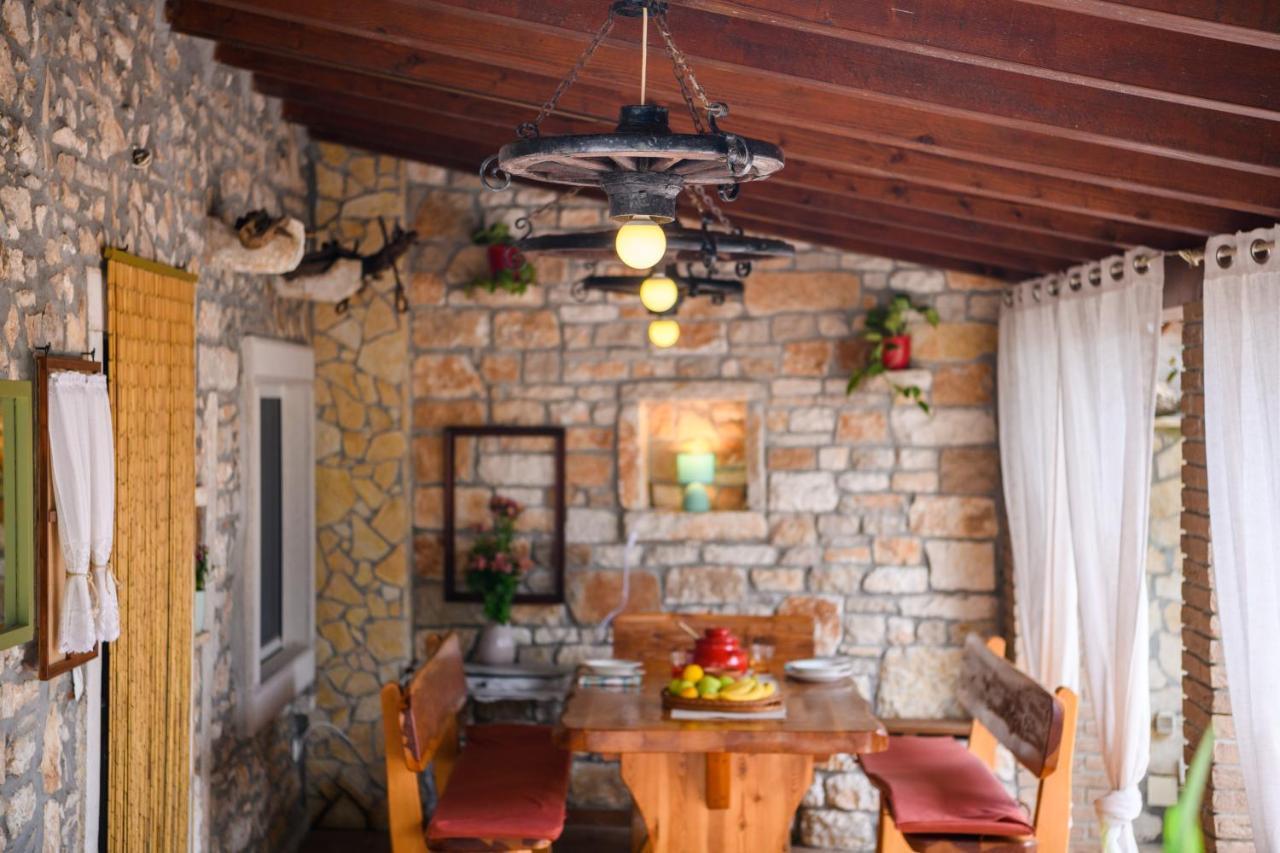 Rustic Istrian House Varesco 卡尼卡 外观 照片