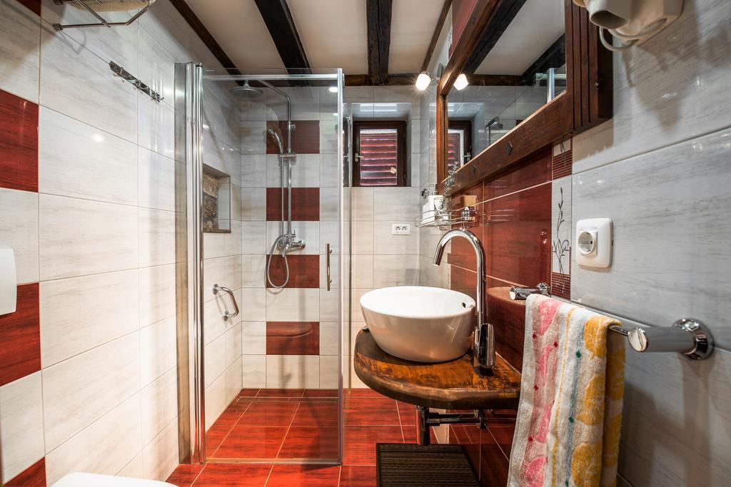 Rustic Istrian House Varesco 卡尼卡 外观 照片