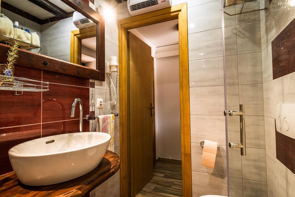 Rustic Istrian House Varesco 卡尼卡 外观 照片