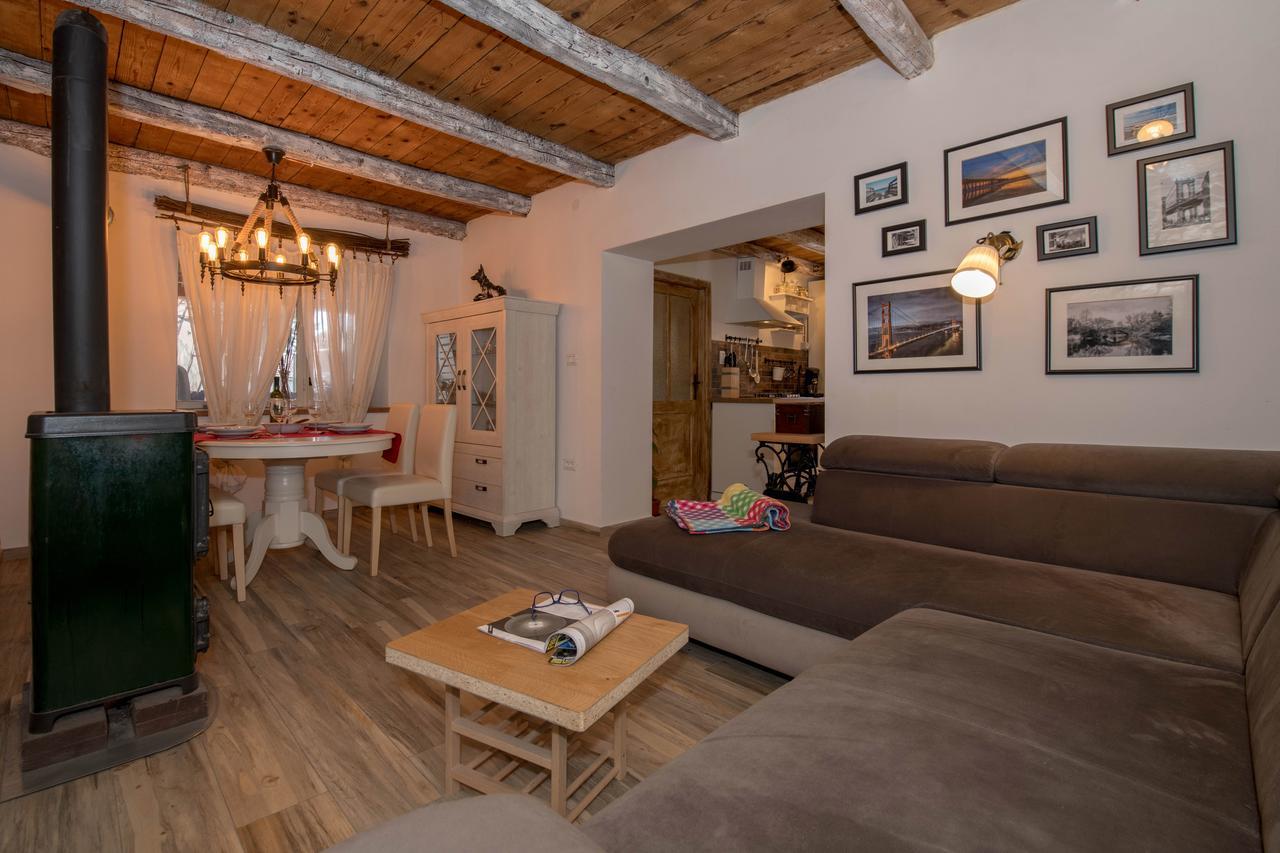 Rustic Istrian House Varesco 卡尼卡 外观 照片